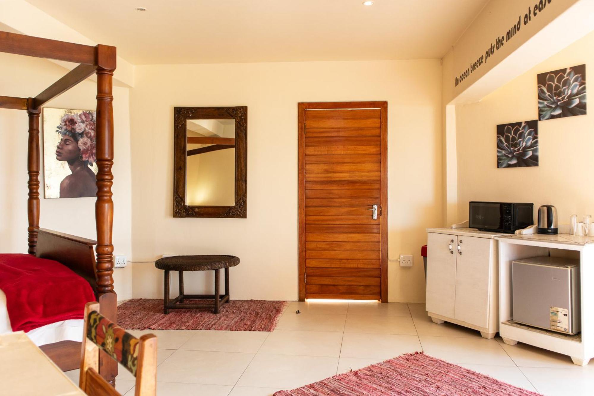 305 Guest House Amanzimtoti Exterior photo